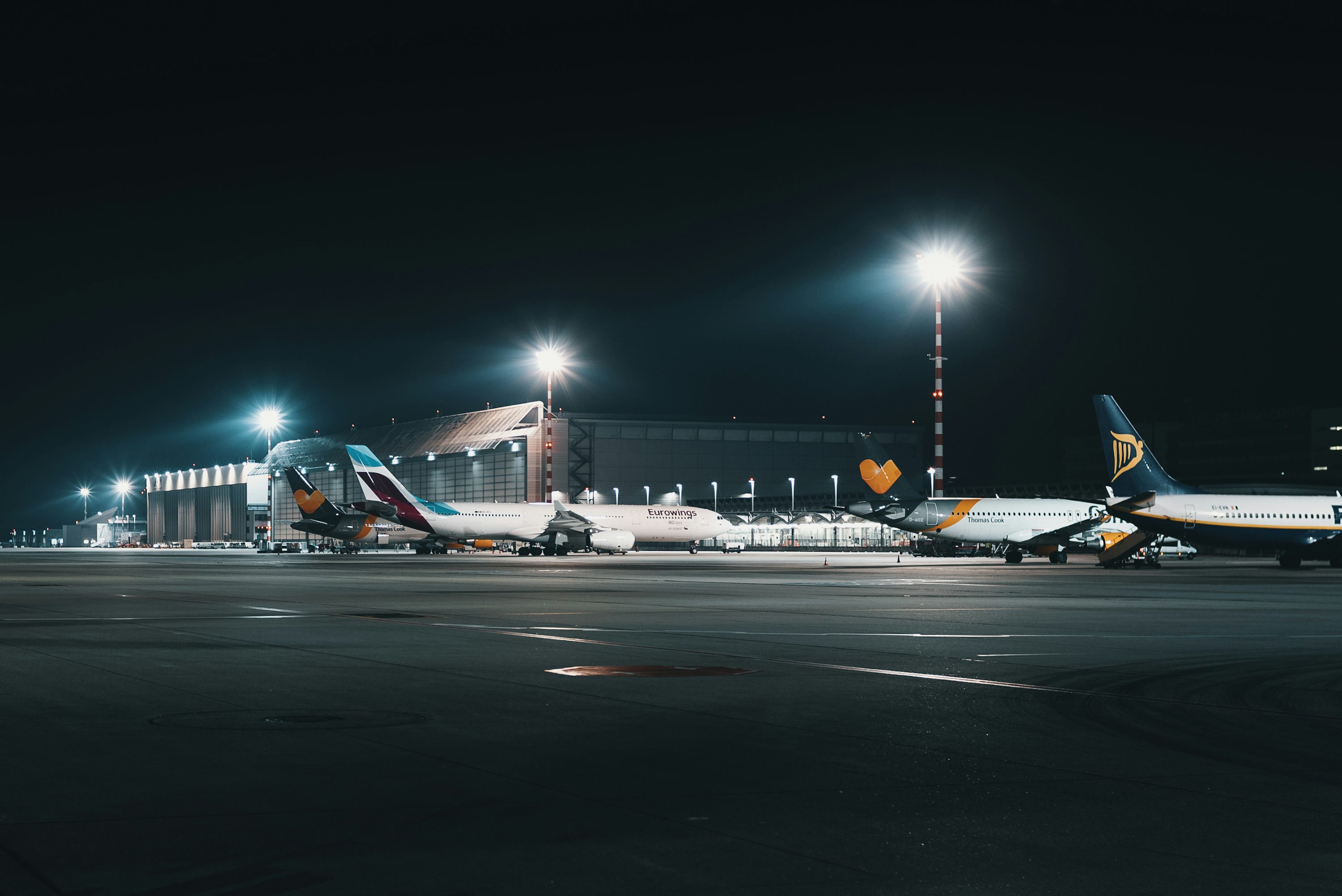 Vols de Nuit à Nice: Solutions Transport 24/7